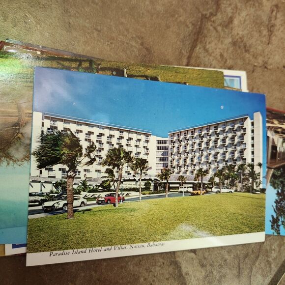 Vintage Postcard Lot – Bahamas, Williamsburg, Alaska – 26 Cards - Picture 8 of 11